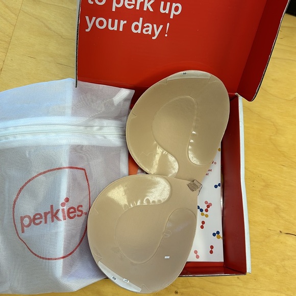 Perkies stick on bra, c cup - Picture 3 of 8